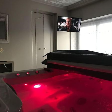 Maison Avec Jacuzzi Privatif Cambrai Extérieur photo