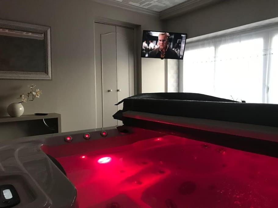 Maison Avec Jacuzzi Privatif Cambrai Extérieur photo